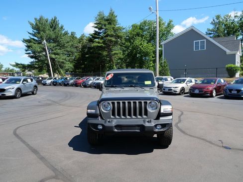 Used 2020 Jeep Wrangler Unlimited Sport S AWD/4WD image 3