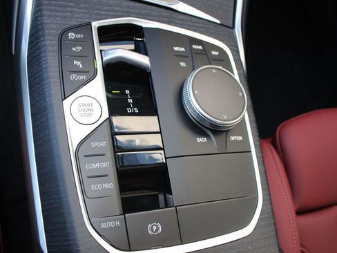 New 2026 BMW 330i Sedan w/ M Sport Package image 27