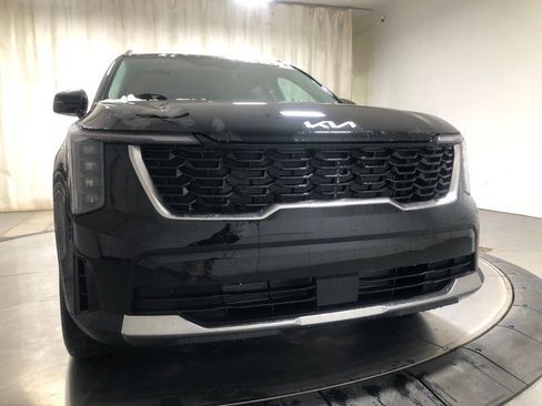 New 2026 Kia Sorento S w/ S Panoramic Sunroof Package image 2