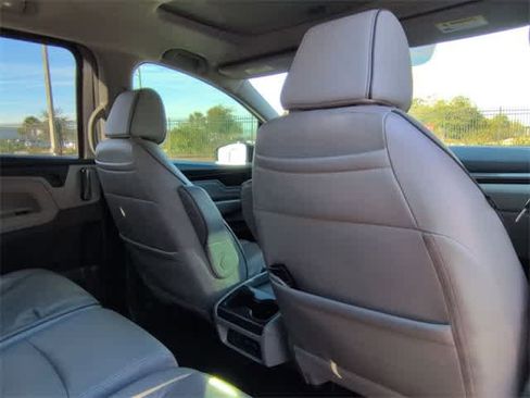 Used 2022 Honda Odyssey Elite image 19
