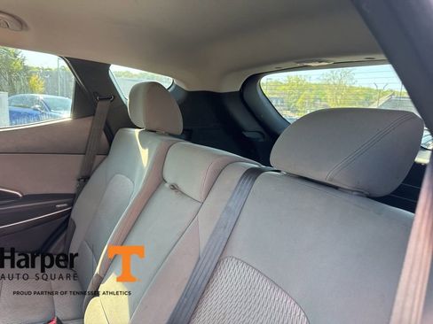 Used 2016 Hyundai Santa Fe Sport image 9