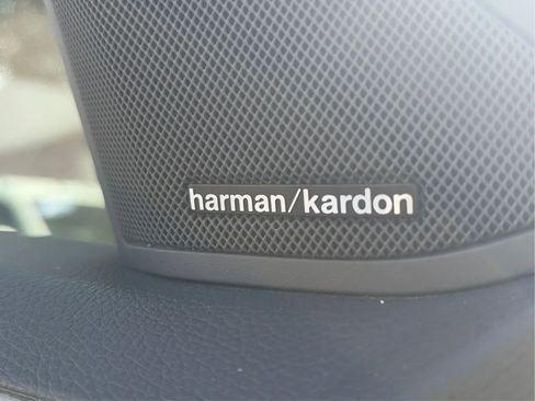 Used 2016 Mercedes-Benz E 250 Sedan image 38