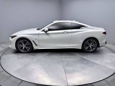 Used 2019 INFINITI Q60 3.0t Luxe w/ Essential Package AWD/4WD image 8