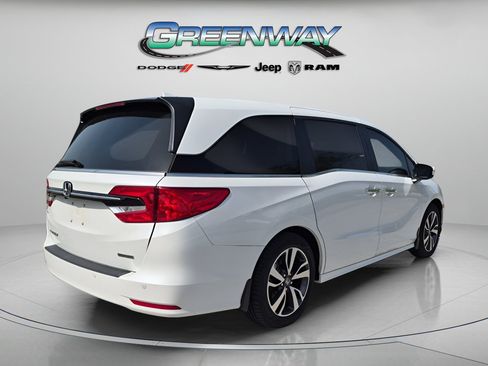 Used 2023 Honda Odyssey Touring image 3