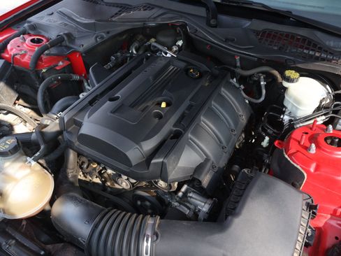 Used 2016 Ford Mustang Coupe RWD image 14