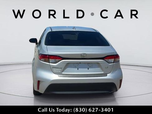Used 2023 Toyota Corolla LE FWD image 4