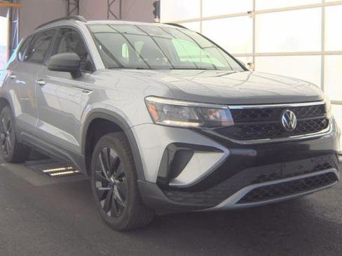 Used 2024 Volkswagen Taos S image 3