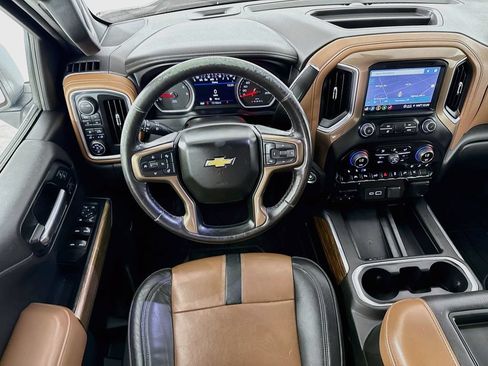 Used 2022 Chevrolet Silverado 1500 High Country w/ LPO, Dark Essentials Package AWD/4WD image 26