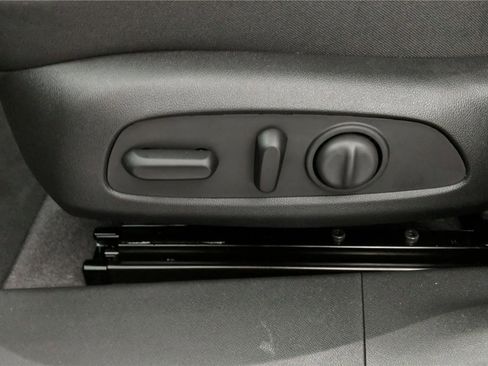 Used 2020 Chevrolet Malibu LT image 21