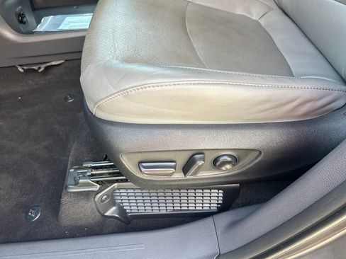 Certified 2023 Toyota Sienna Limited AWD/4WD image 30