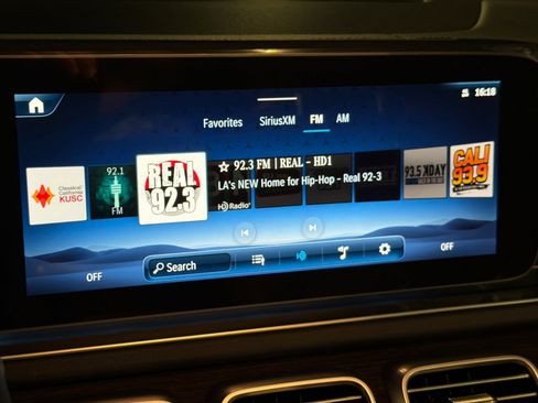 New 2026 Mercedes-Benz GLS 450 4MATIC image 18