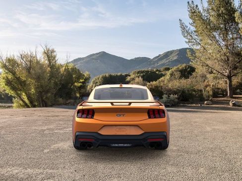 New 2026 Ford Mustang GT Premium w/ GT Performance Package RWD image 5