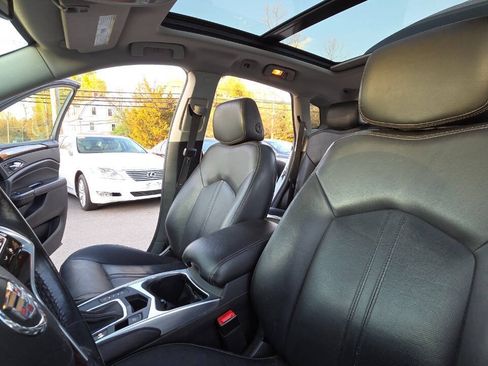 Used 2015 Cadillac SRX Performance w/ Driver Awareness Package AWD/4WD image 27
