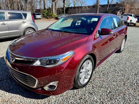 Used 2015 Toyota Avalon XLE image 1