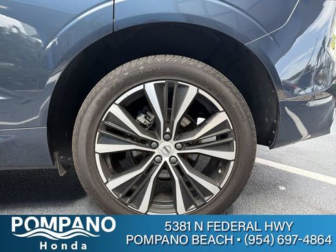 Used 2023 Volvo XC60 B5 Plus w/ Climate Package AWD/4WD image 32