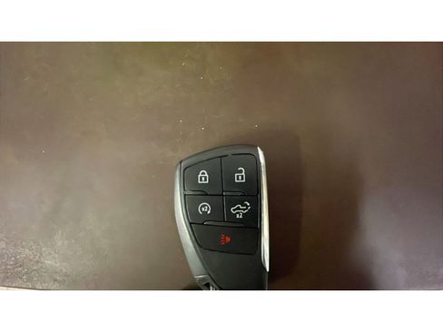 Used 2022 Chevrolet Silverado 1500 LTZ image 18