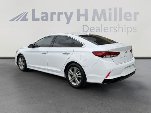Used 2018 Hyundai Sonata Limited w/ Limited Ultimate Package 03 FWD image 3