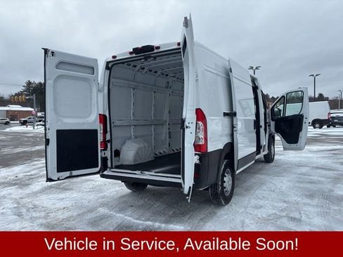 Used 2023 RAM ProMaster 2500 image 20