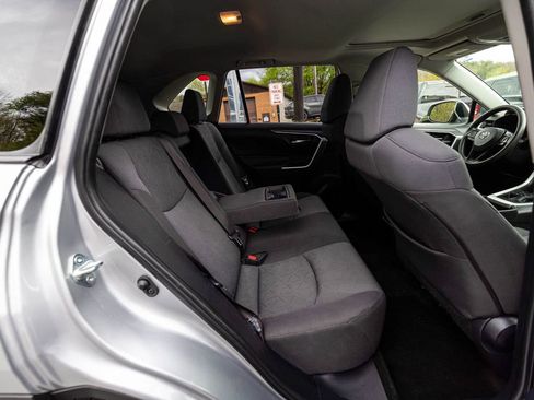Used 2019 Toyota RAV4 XLE w/ Convenience Package AWD/4WD image 28