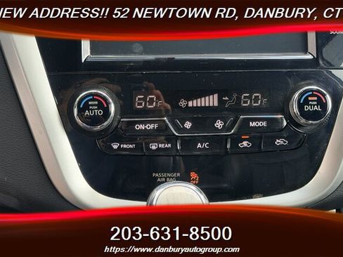 Used 2015 Nissan Murano Platinum w/ Platinum Technology Package AWD/4WD image 22