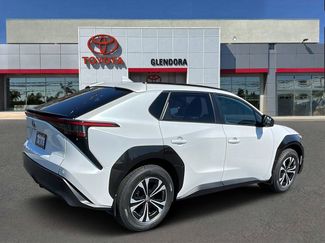 Certified 2022 Toyota Venza LE AWD/4WD video 3