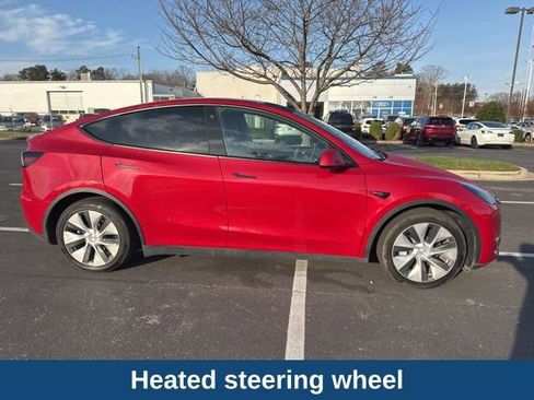 Used 2023 Tesla Model Y Long Range image 4