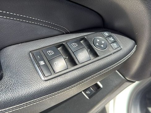 Used 2014 Mercedes-Benz ML 350 4MATIC image 21
