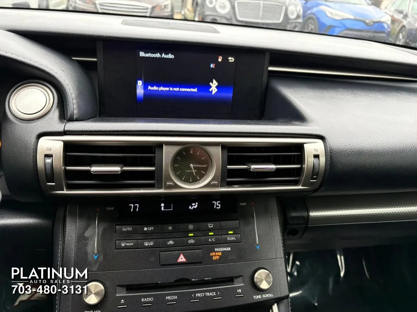 Used 2016 Lexus IS 200t w/ F Sport Package RWD image 9