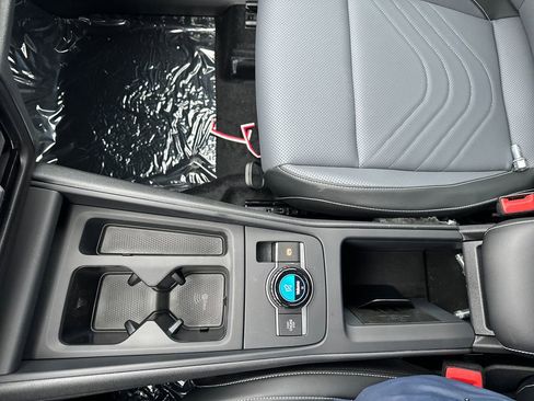 New 2026 Volkswagen Tiguan SE R-Line image 13