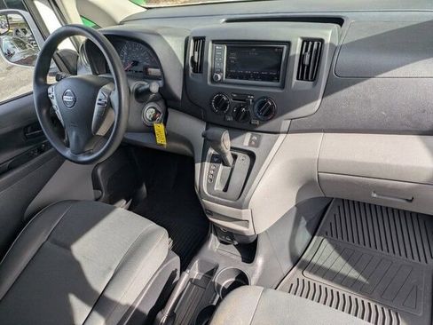 Used 2020 Nissan NV200 SV image 31