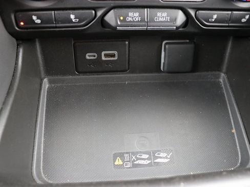 Used 2024 Chevrolet Tahoe LT image 23