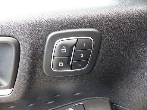 Used 2020 Ford Escape SEL AWD/4WD image 23