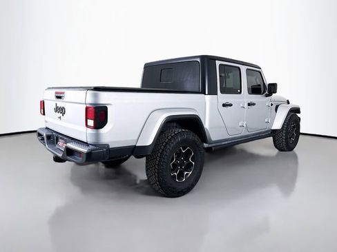 Used 2022 Jeep Gladiator Sport image 10
