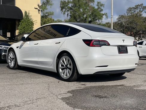 Used 2021 Tesla Model 3 Standard Range Plus image 12