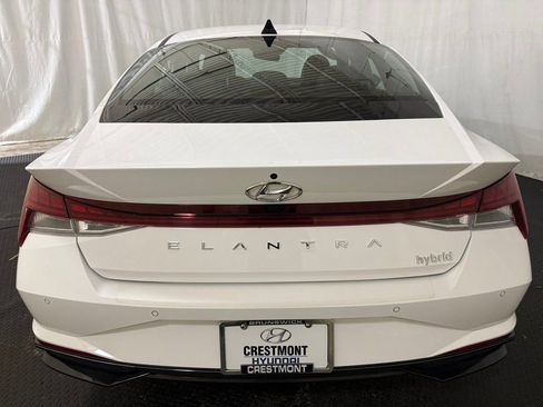 Certified 2023 Hyundai Elantra Limited image 12