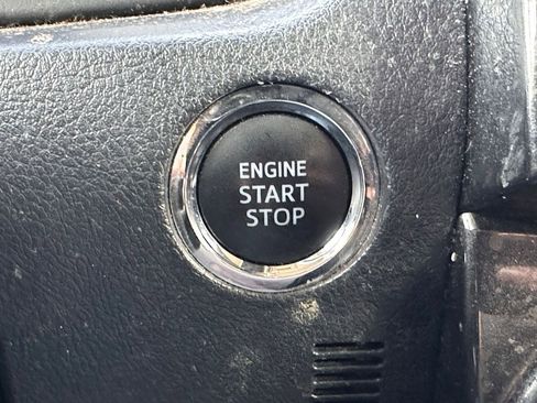 Used 2022 Toyota 4Runner TRD Off-Road Premium image 30