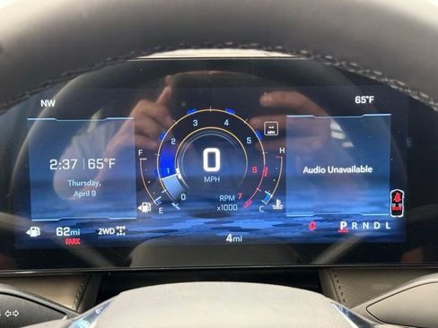 New 2026 Chevrolet Equinox LT w/ Convenience Package II AWD/4WD image 33