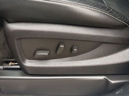 Used 2018 GMC Yukon XL Denali w/ Open Road Package AWD/4WD image 30