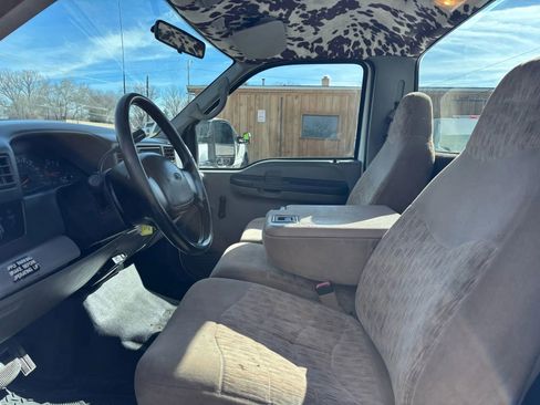 Used 1999 Ford F450 2WD Regular Cab Super Duty image 17