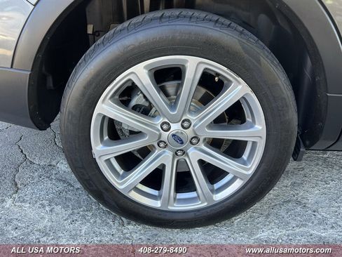 Used 2017 Ford Explorer Limited FWD image 11