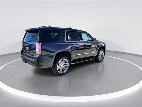 Used 2018 GMC Yukon SLT w/ Premium Edition image 8