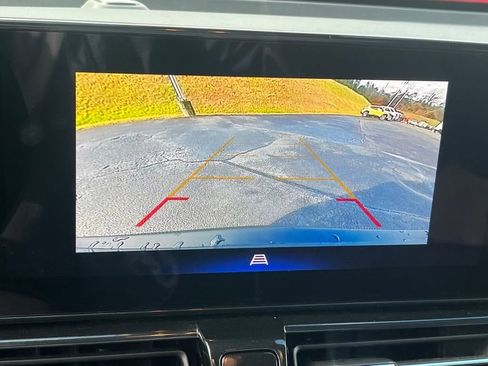 Used 2025 Chevrolet TrailBlazer RS w/ Convenience Package image 14