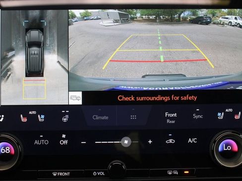 Used 2024 Lexus GX 550 w/ Accessory Package (2T) AWD/4WD image 20