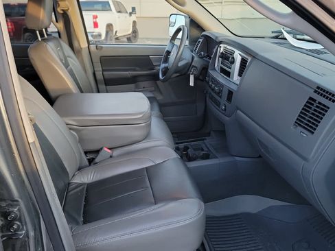Used 2007 Dodge Ram 2500 Truck SLT w/ Light Group image 7