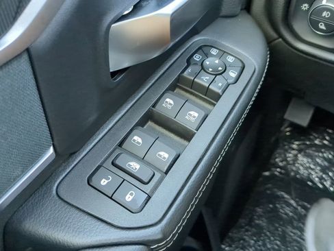 New 2025 RAM 2500 Big Horn image 10