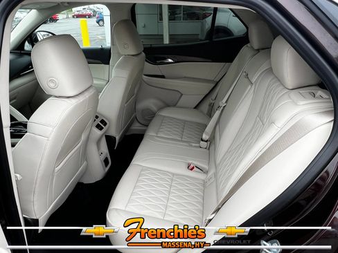 Used 2023 Buick Envision Avenir AWD/4WD image 8