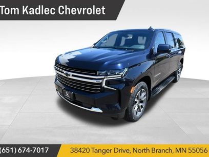 Used 2023 Chevrolet Suburban LT w/ Luxury Package