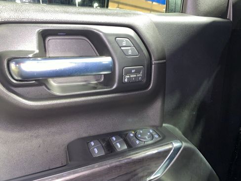 Used 2019 Chevrolet Silverado 1500 LTZ image 13