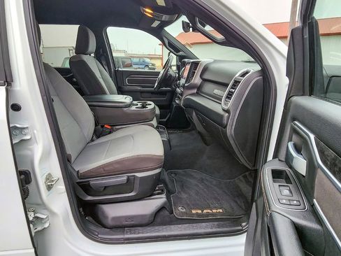 Used 2024 RAM 3500 Big Horn image 32