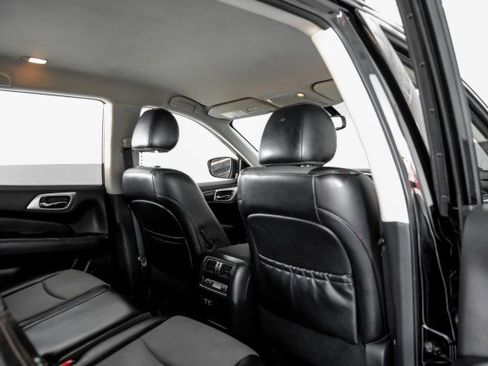 Used 2020 Nissan Pathfinder SV w/ Rock Creek Edition image 35